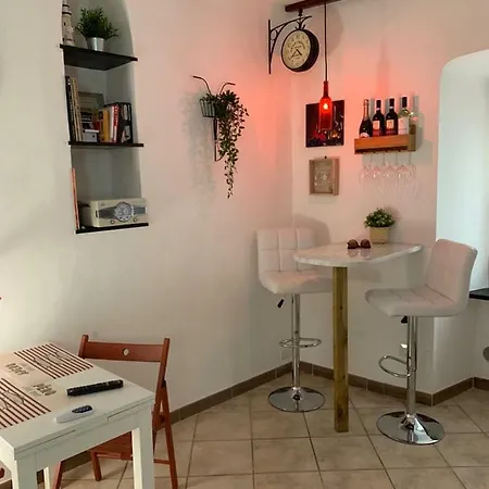 K & D Vegia Zena *
